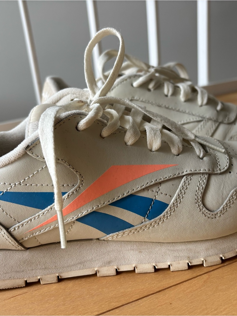 Reebok Classic Sneakers - Womens size 6